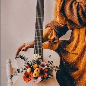 دانلود آهنگ ای دلبروم قدت بلنده با صدای زن اجرای گروهی