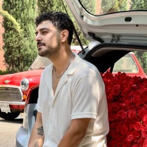 اهنگ امشب از اون شباست که من دلمو به دریا بزنم ریمیکس اینستا اهنگ امشب از اون شباست که من دلمو به دریا بزنم ریمیکس اینستا
