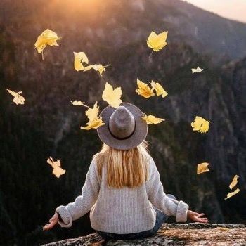 دانلود آهنگ خیابون یادم داد سکوت کنم پیشه ریمیکس اینستا با تتلو